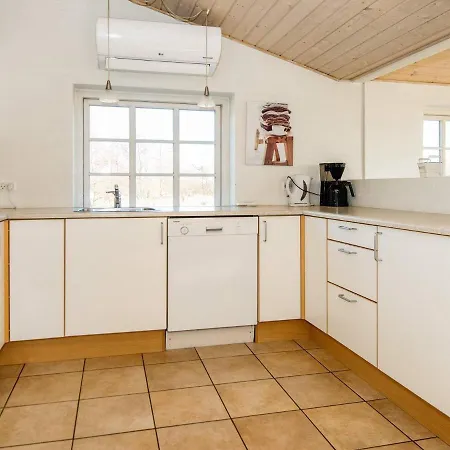 Four-bedroom In Ulfborg 9