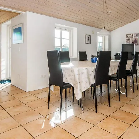 Four-bedroom In Ulfborg 9 * Øby