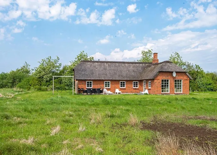 Spacious Retreat With - By Traum Σπίτι διακοπών *